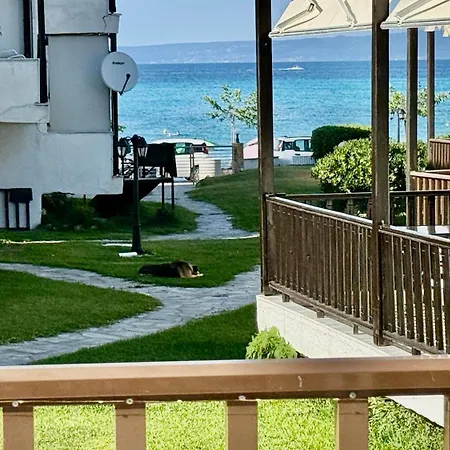 Apartamento With Sea View In Pefkohori.