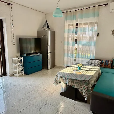 With Sea View In Pefkohori. * بيفكوهوري