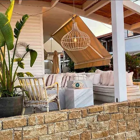 With Sea View In Pefkohori. Appartement